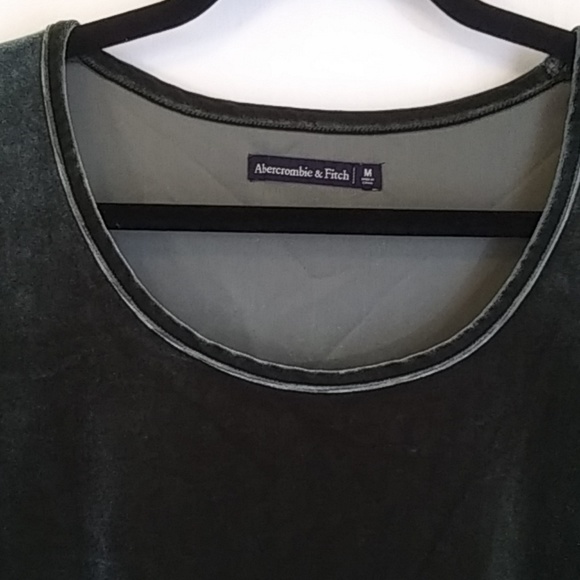 A&F Green Velvet Crop Top - Picture 2 of 4